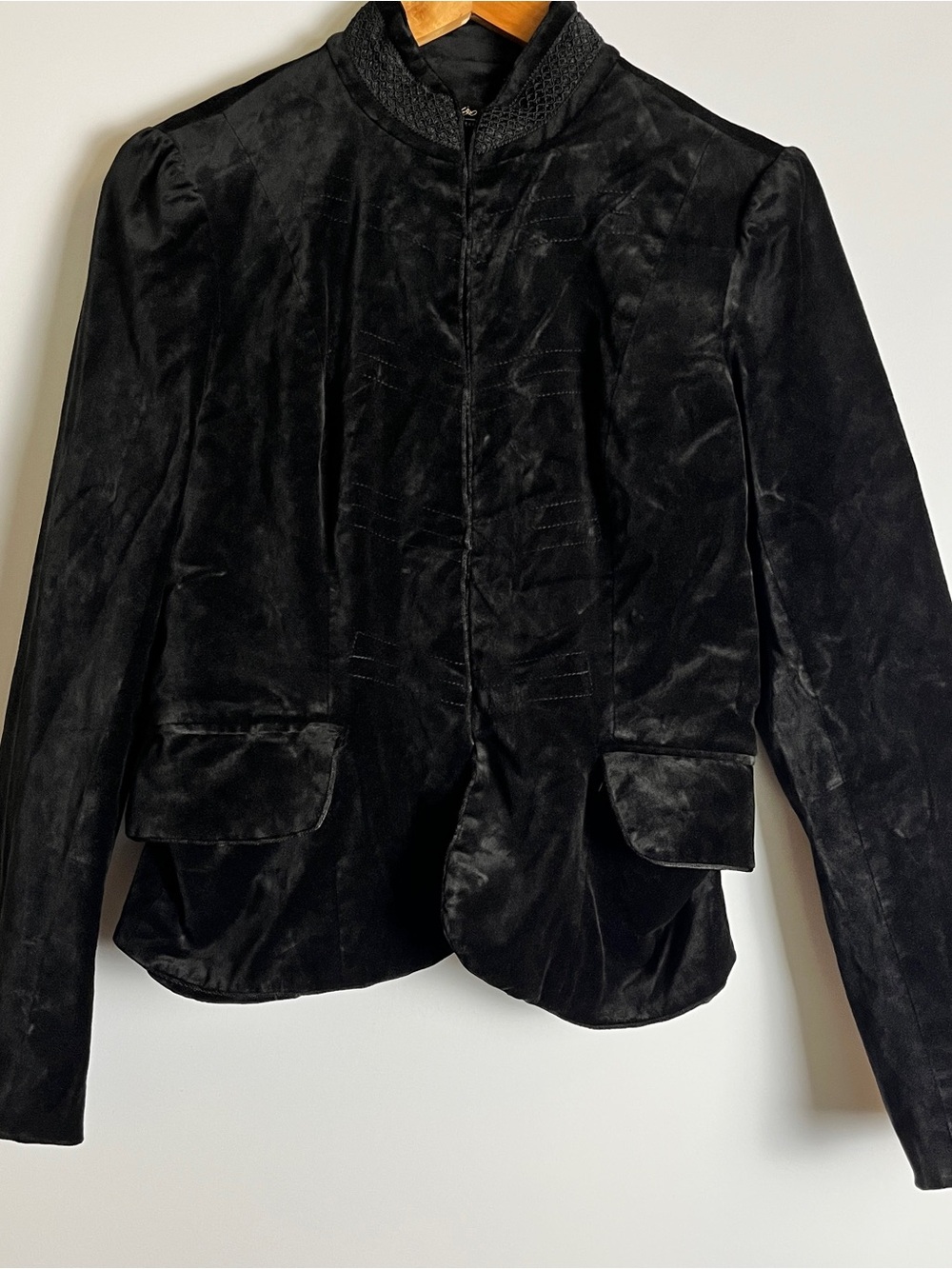 Mossimo Womens Size M Black Stretch Velvet Blazer Jacket